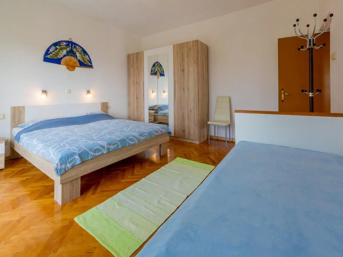 Apartments Sobol Crikvenica 0*,