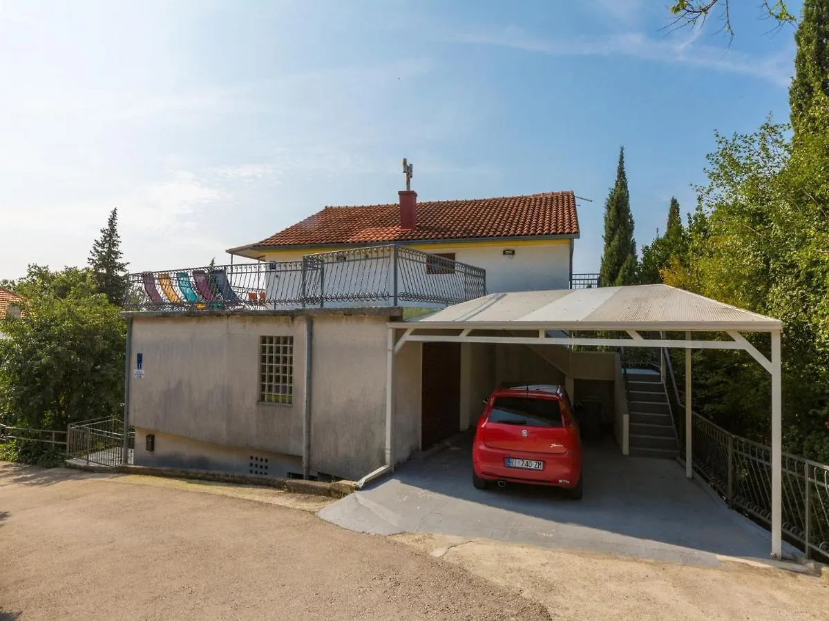 Apartments Sobol Crikvenica 0*,